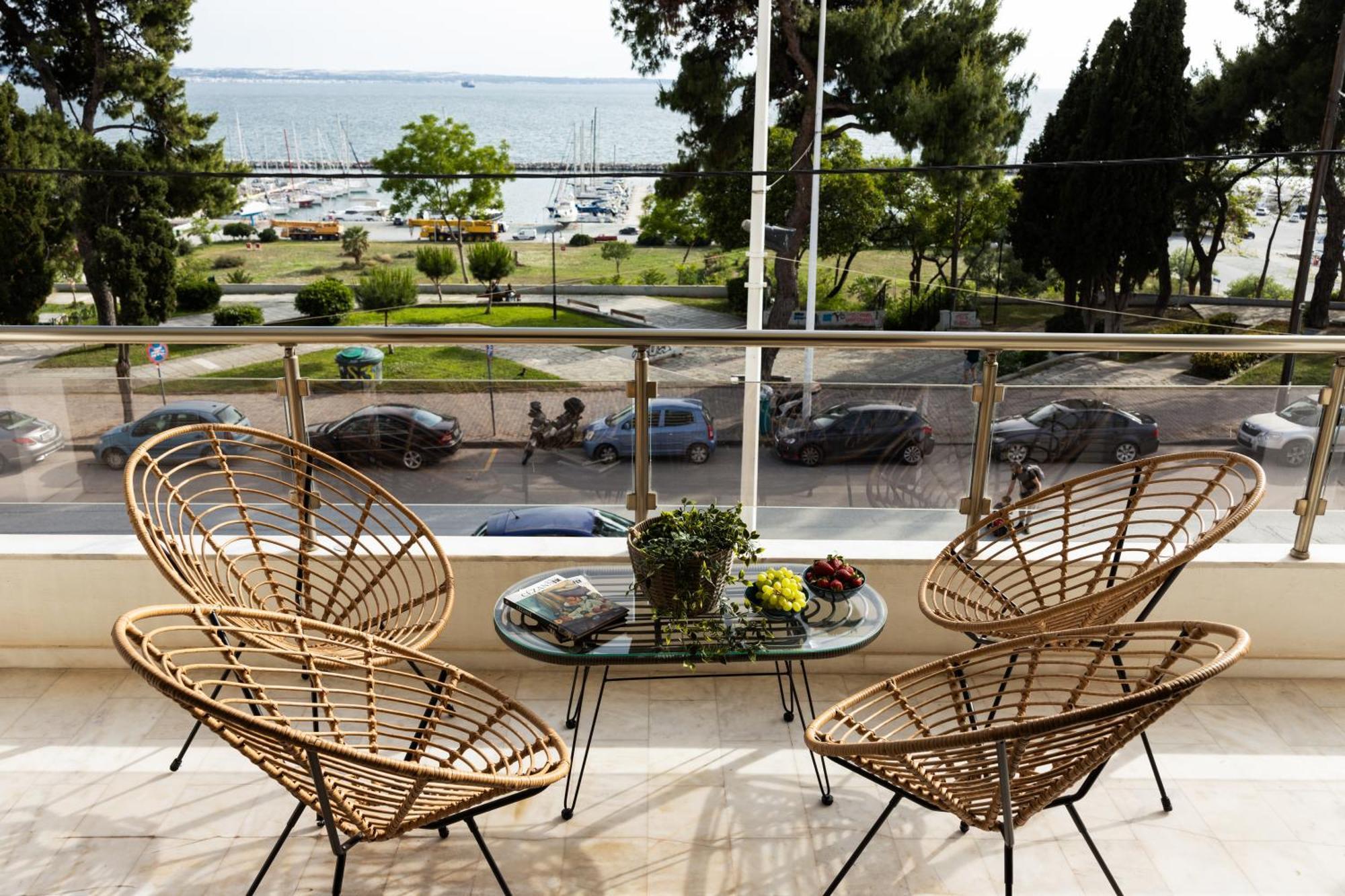 Champagne Sea View Apartment By Binobi! Thessalonique Extérieur photo